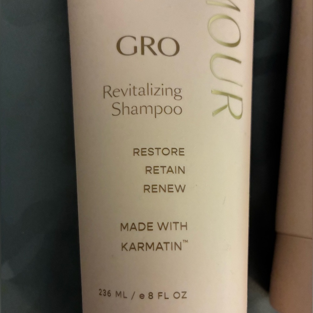 Revitalizing Shampoo and Conditioner Set - Vegamour Gro - Picture 2 of 5